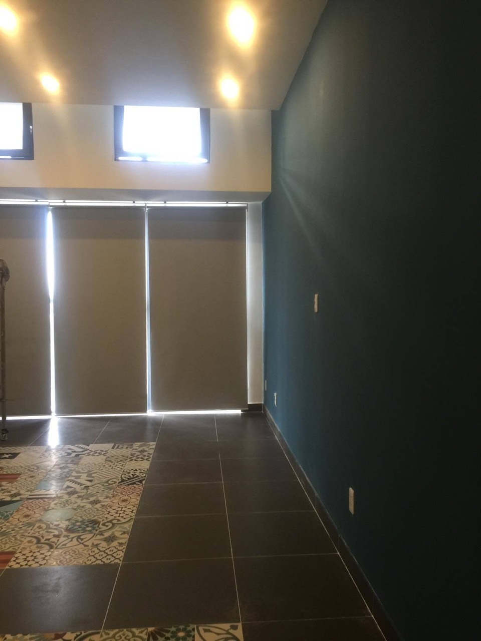 Cho thuê officetel The Sun Avenue 12 triệu 41m2 bao phí có bếp có thể ở lại