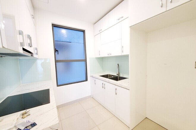 Chuyển nhượng 3 phòng ngủ giá 6,7 tỷ căn góc view tầng cao 96m2