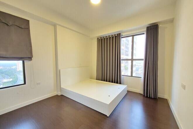 Chuyển nhượng 3 phòng ngủ giá 6,7 tỷ căn góc view tầng cao 96m2