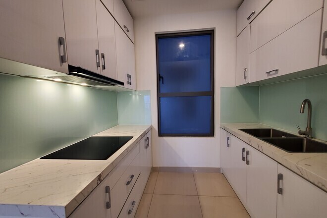 Chuyển nhượng 3 phòng ngủ giá 6,7 tỷ căn góc view tầng cao 96m2