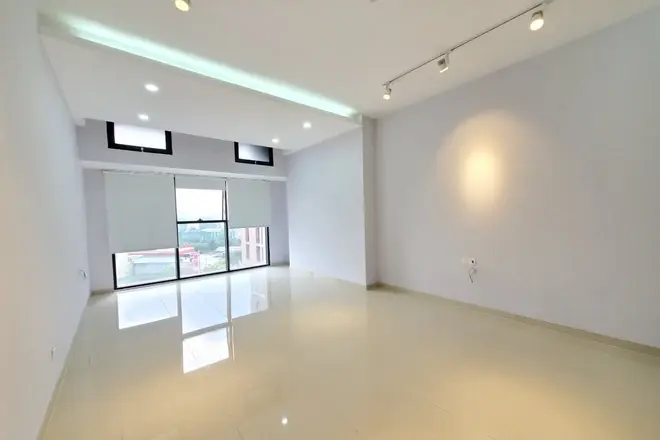 Cho thuê Officetel 48m2 Nội thất cơ bản dạng suốt The Sun Avenue 28 Mai Chí Thọ