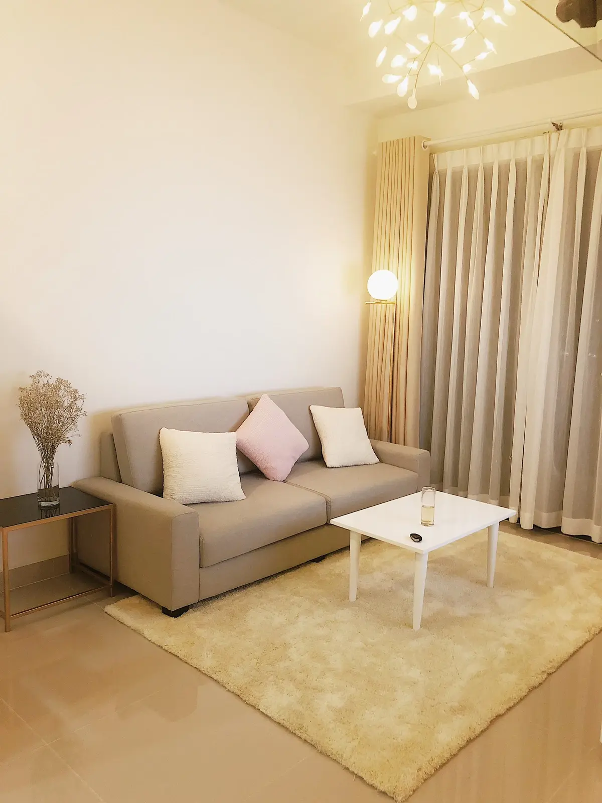 Bán căn hộ 1PN+1 Full nội thất hướng Đông Nam mát mẻ The Sun Avenue