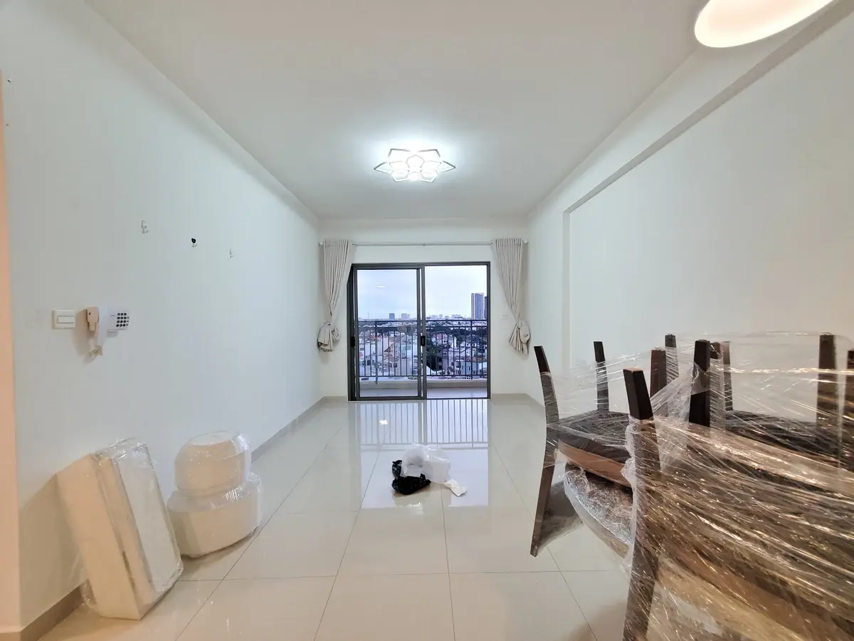 Cho thuê căn hộ 3PN có sẵn Nội thất cơ bản The Sun Avenue Quận 2