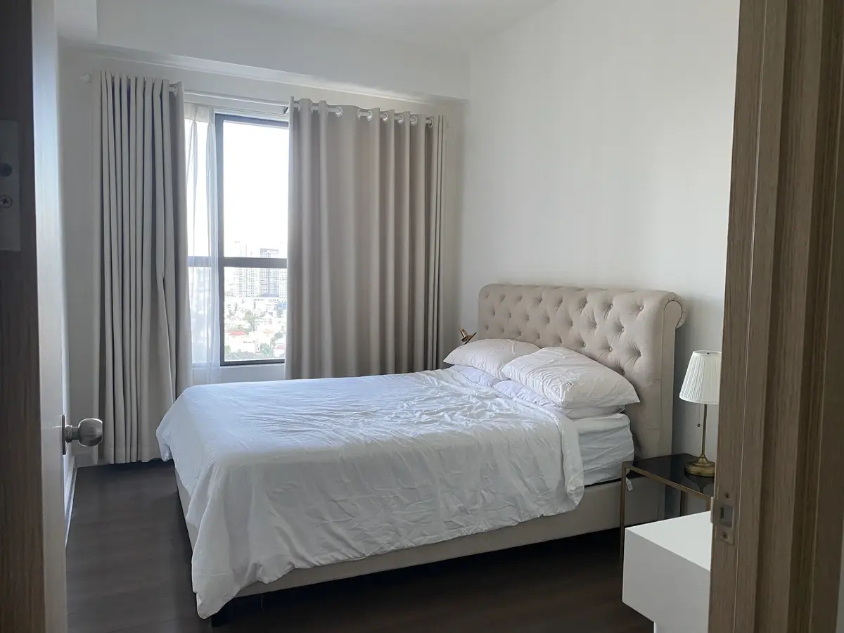 Bán căn hộ 1PN+1 Full nội thất hướng Đông Nam mát mẻ The Sun Avenue