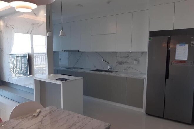 Cho thuê căn hộ 3PN 109m2 Tháp trung tâm view trực diện sông Sài Gòn Quận 2