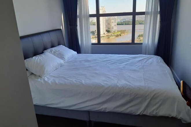 Cho thuê căn hộ 3PN 109m2 Tháp trung tâm view trực diện sông Sài Gòn Quận 2