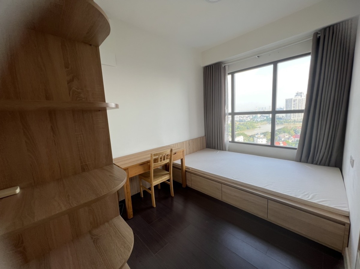 Chuyển nhượng 3PN giá 7,3 tỷ nội thất đầy đủ The Sun Avenue 105m2