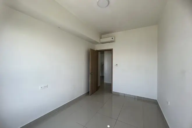 Văn phòng 51m2 có ngăn 1 phòng riêng cho thuê 13 triệu/tháng có ban công