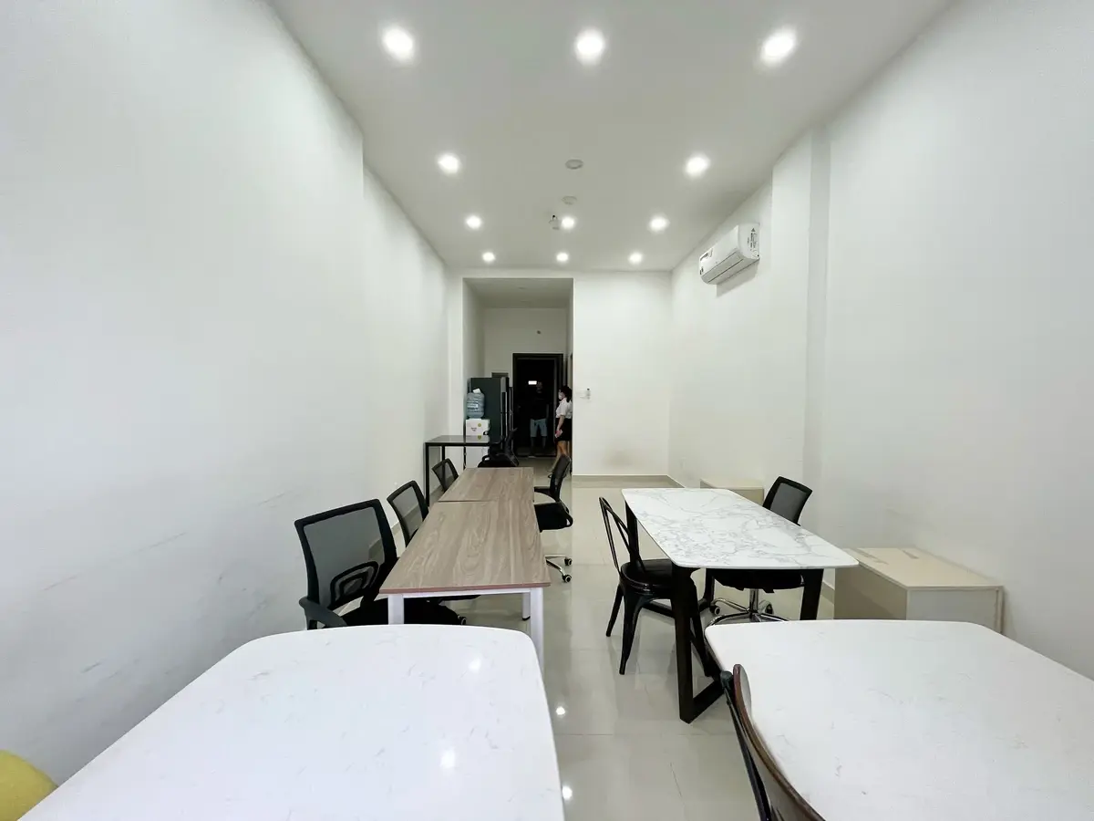 Cho thuê Officetel Văn Phòng 37m2 giá 10 triệu full bàn ghế The Sun Avenue