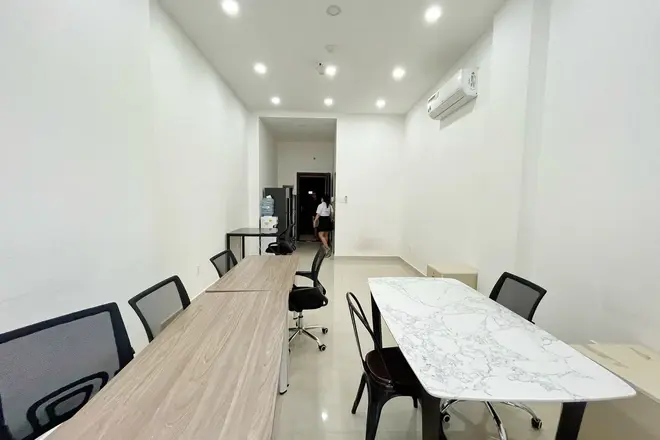 Cho thuê Officetel Văn Phòng 37m2 giá 10 triệu full bàn ghế The Sun Avenue