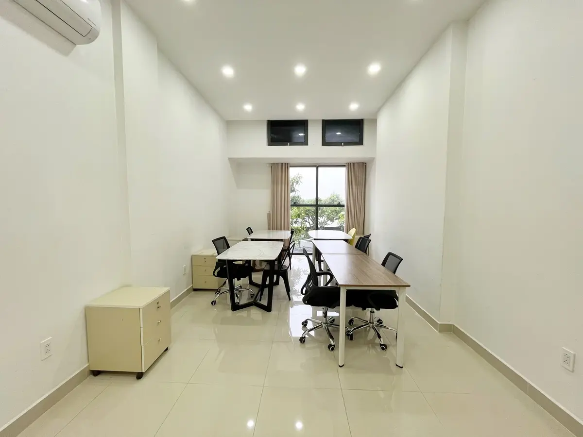 Cho thuê Officetel Văn Phòng 37m2 giá 10 triệu full bàn ghế The Sun Avenue