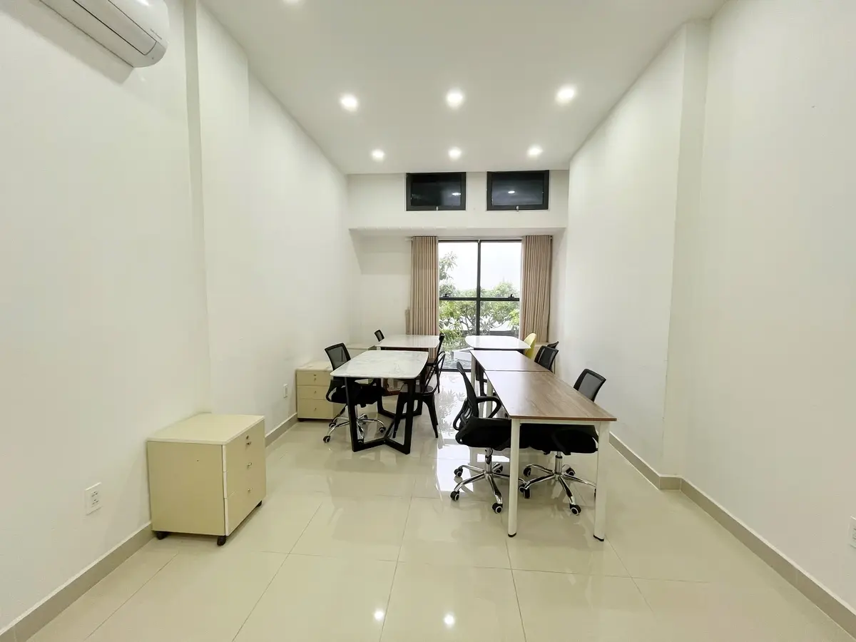Cho thuê Officetel Văn Phòng 37m2 giá 10 triệu full bàn ghế The Sun Avenue