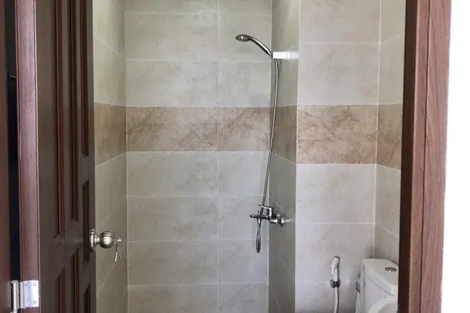 Văn phòng 41m2 cho thuê giá 9 triệu/ tháng lót sàn gỗ full căn sẵn key xem nhà