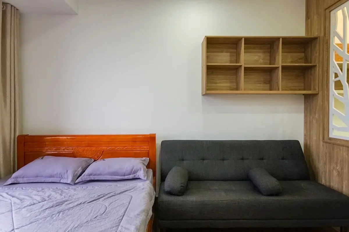 The Sun Avenue cho thuê studio 35m2 đầy đủ nội thất giá 9,5 triệu lót sàn gỗ sạch