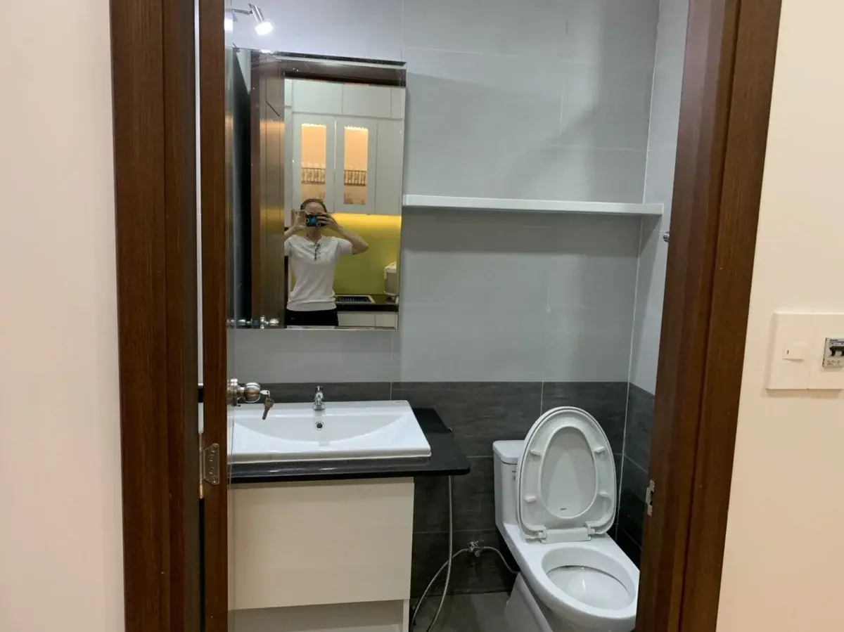 Cho thuê studio full nội thất 35m2 giá thuê 11 triệu/ tháng tháp trung tâm