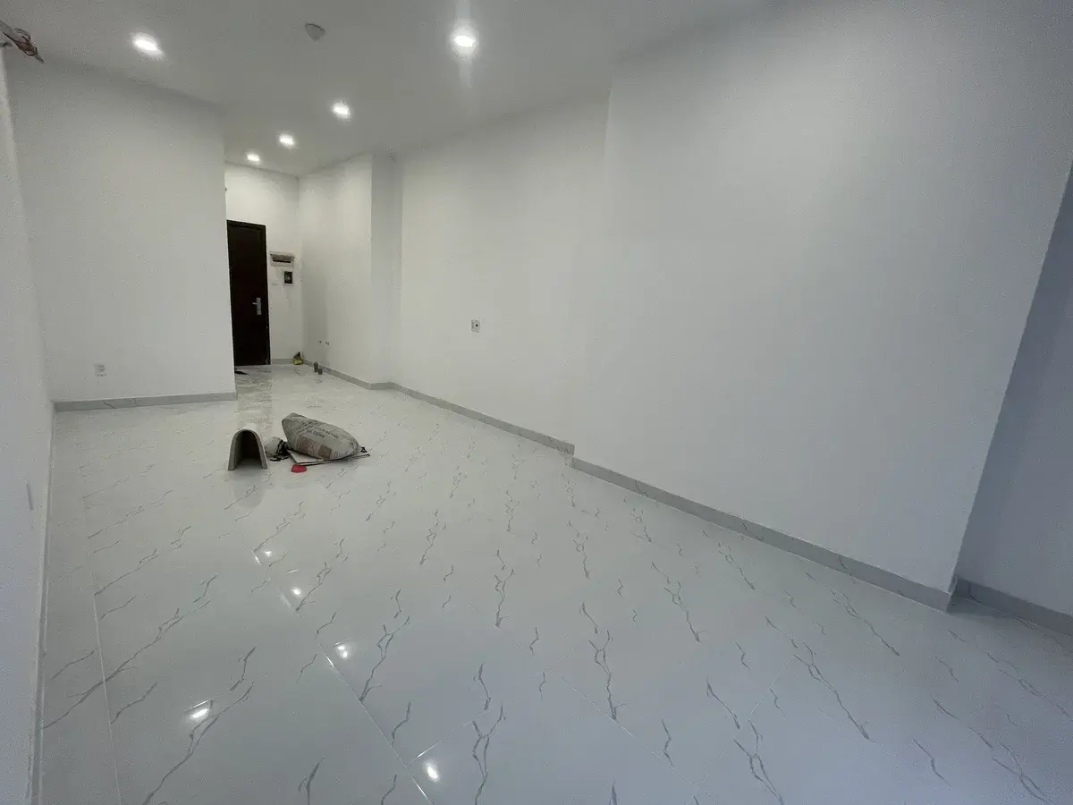 Văn phòng The Sun Avenue 37m2 cho thuê giá 9,5 triệu có ban công mát mẻ