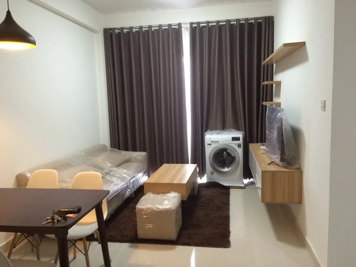 Cho thuê căn 2 phòng ngủ giá RẤT RẺ 15 triệu bao phí hướng mát mẻ quanh năm