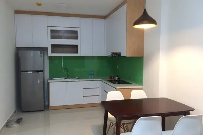 Cho thuê căn 2 phòng ngủ giá RẤT RẺ 15 triệu bao phí hướng mát mẻ quanh năm