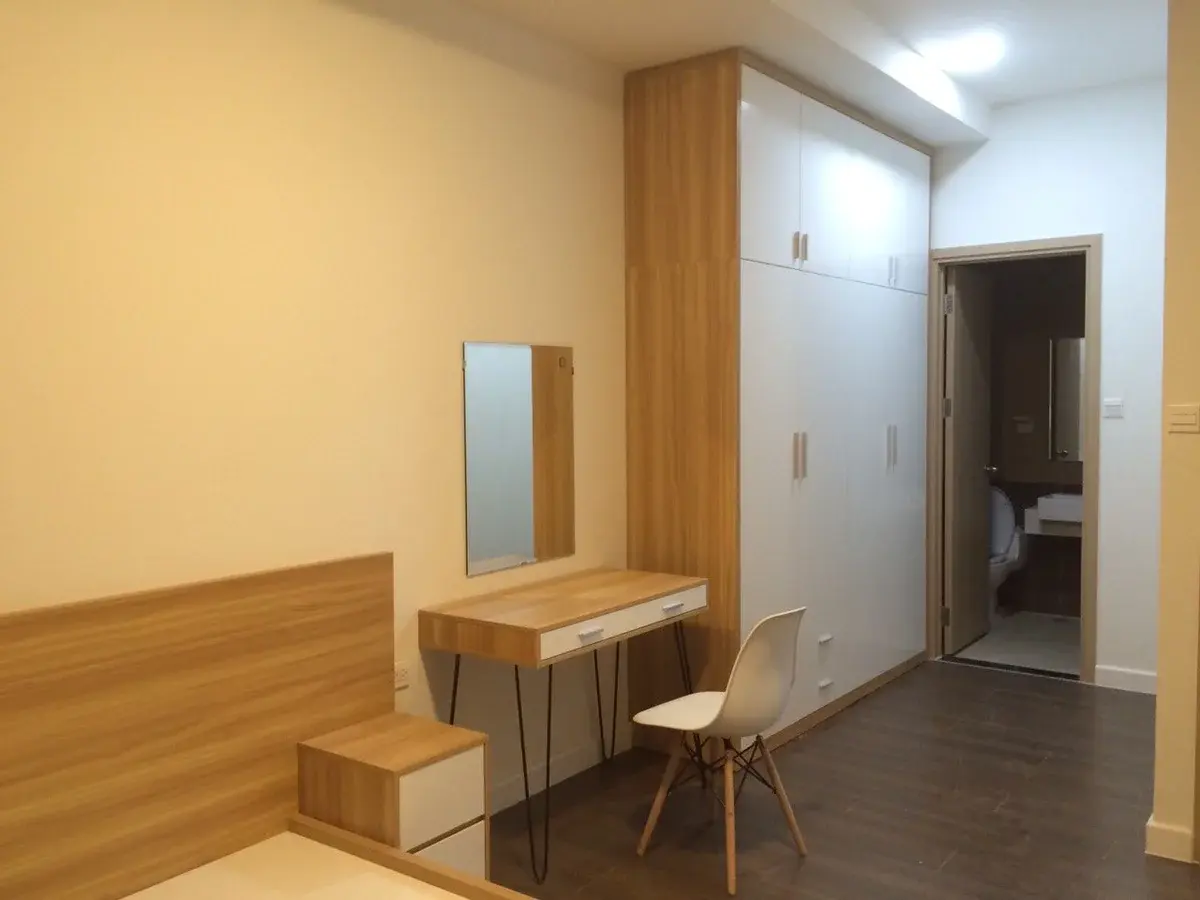 Cho thuê căn 2 phòng ngủ giá RẤT RẺ 15 triệu bao phí hướng mát mẻ quanh năm