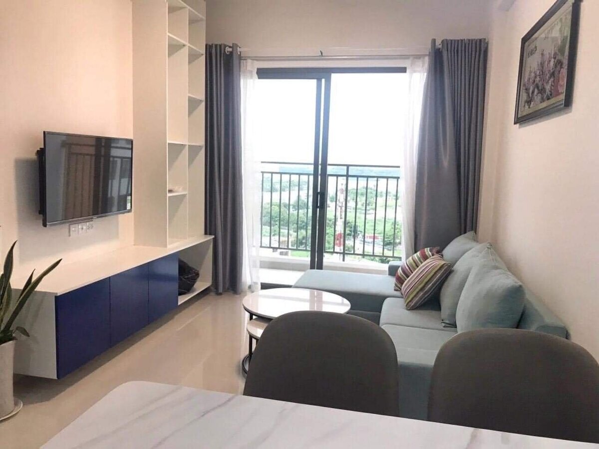Căn hộ 2pn cho thuê full nội thất giá 16,5 triệu view thoáng The Sun Avenue