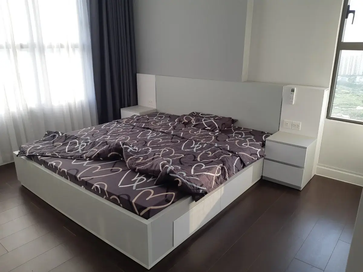 Cho thuê 3 phòng ngủ giá hợp lý 19 triệu bao phí 96m2 đầy đủ nội thất