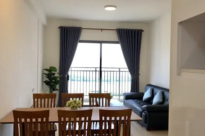 Chuyển nhượng căn 3pn giá 6,6 tỷ nội thất đầy đủ tầng cao view sông mát mẻ