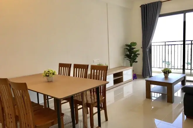 Chuyển nhượng căn 3pn giá 6,6 tỷ nội thất đầy đủ tầng cao view sông mát mẻ