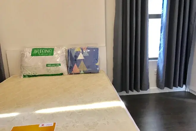 Chuyển nhượng căn 3pn giá 6,6 tỷ nội thất đầy đủ tầng cao view sông mát mẻ