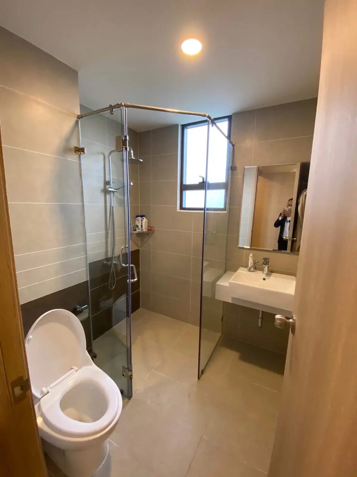 Bán căn hộ 2pn +1 The Sun Avenue nội thất đầy đủ giá 6.2 tỷ căn góc 2 mặt view