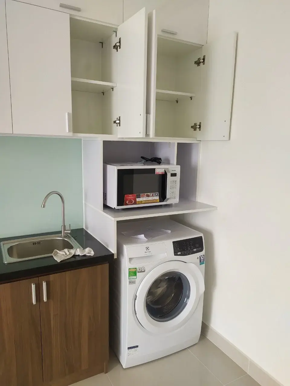 Tìm gia chủ mới cho studio 31m2 giá bán 1,9 tỷ nội thất đầy đủ