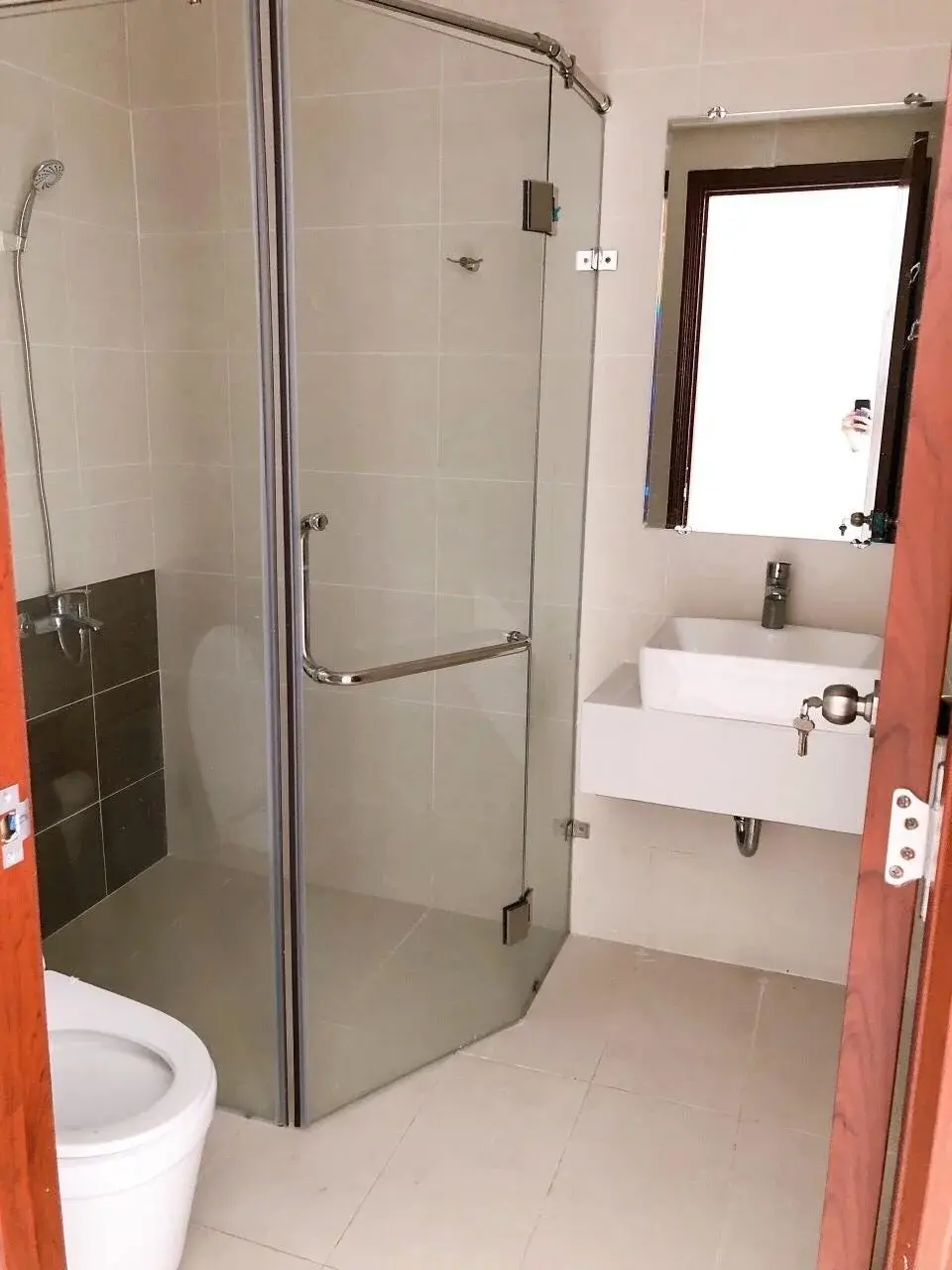 The Sun Avenue cho thuê studio full nội thất giá 10 triệu diện tích 33m2 tháp trung tâm