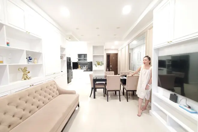 Cho thuê căn 3pn thiết kế thành 2pn nội thất cao cấp đẹp giá thuê 20 triệu căn góc