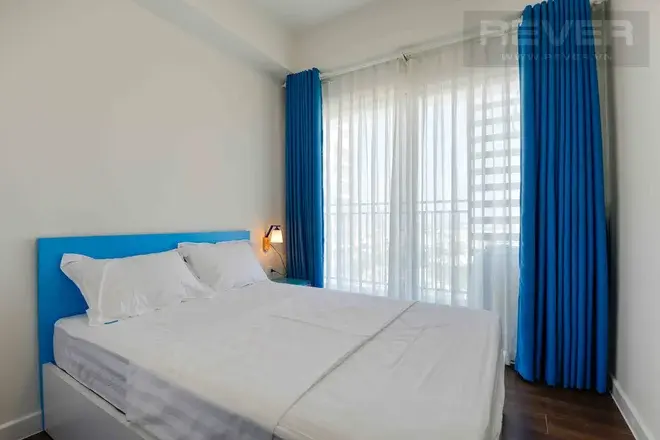 Cho thuê 2 phòng ngủ The Sun Avenue 16 triệu/tháng ban công rộng mát