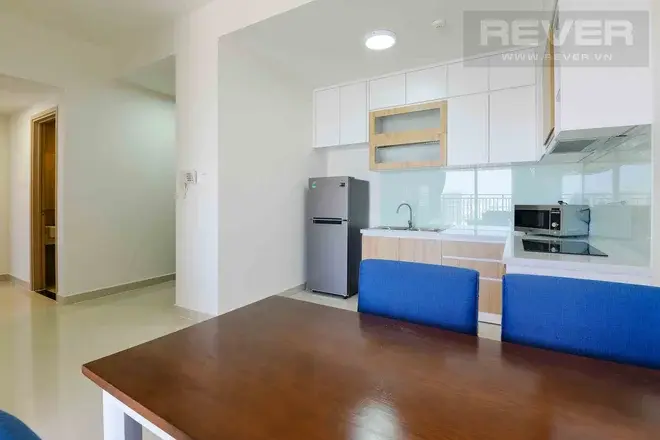 Cho thuê 2 phòng ngủ The Sun Avenue 16 triệu/tháng ban công rộng mát