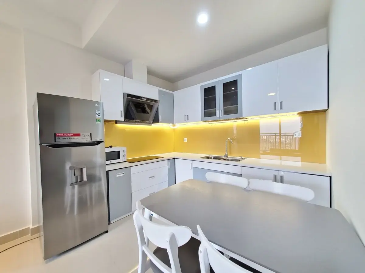 Căn hộ The Sun Avenue 2pn nhà đẹp giá thuê 17 triệu/tháng View Landmark 81