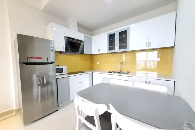 Căn hộ The Sun Avenue 2pn nhà đẹp giá thuê 17 triệu/tháng View Landmark 81