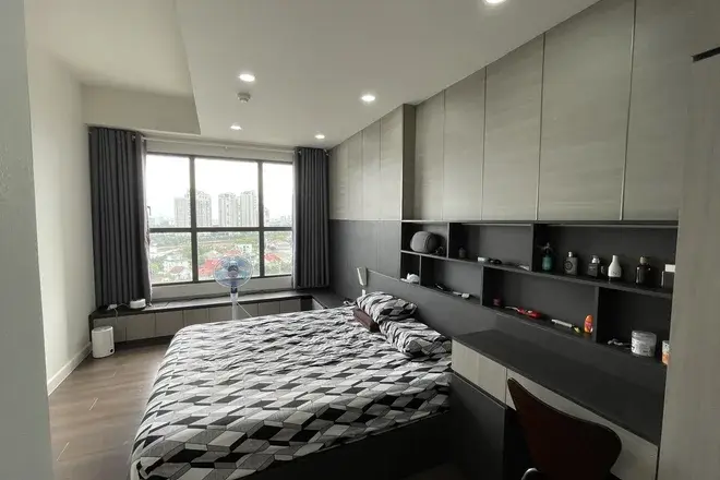 Bán căn 2 phòng ngủ giá TỐT 5 tỷ bao hết nội thất đầy đủ view sông mát mẻ