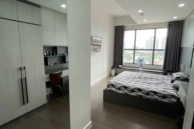 Bán căn 2 phòng ngủ giá TỐT 5 tỷ bao hết nội thất đầy đủ view sông mát mẻ