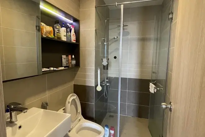 Bán căn 2 phòng ngủ giá TỐT 5 tỷ bao hết nội thất đầy đủ view sông mát mẻ