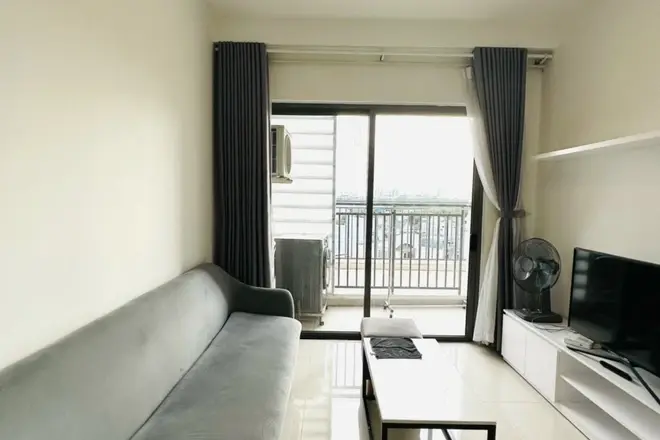 Cho thuê căn 2pn The Sun Avenue giá 17 triệu nội thất đầy đủ tháp trung tâm