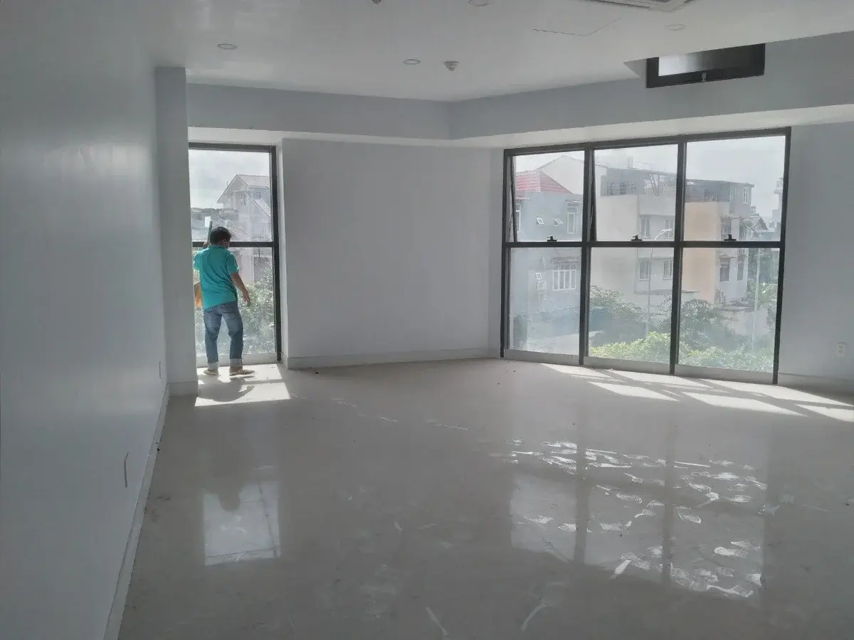 Chủ gửi cho thuê căn văn phòng The Sun Quận 2 50m2 giá 12 triệu căn góc
