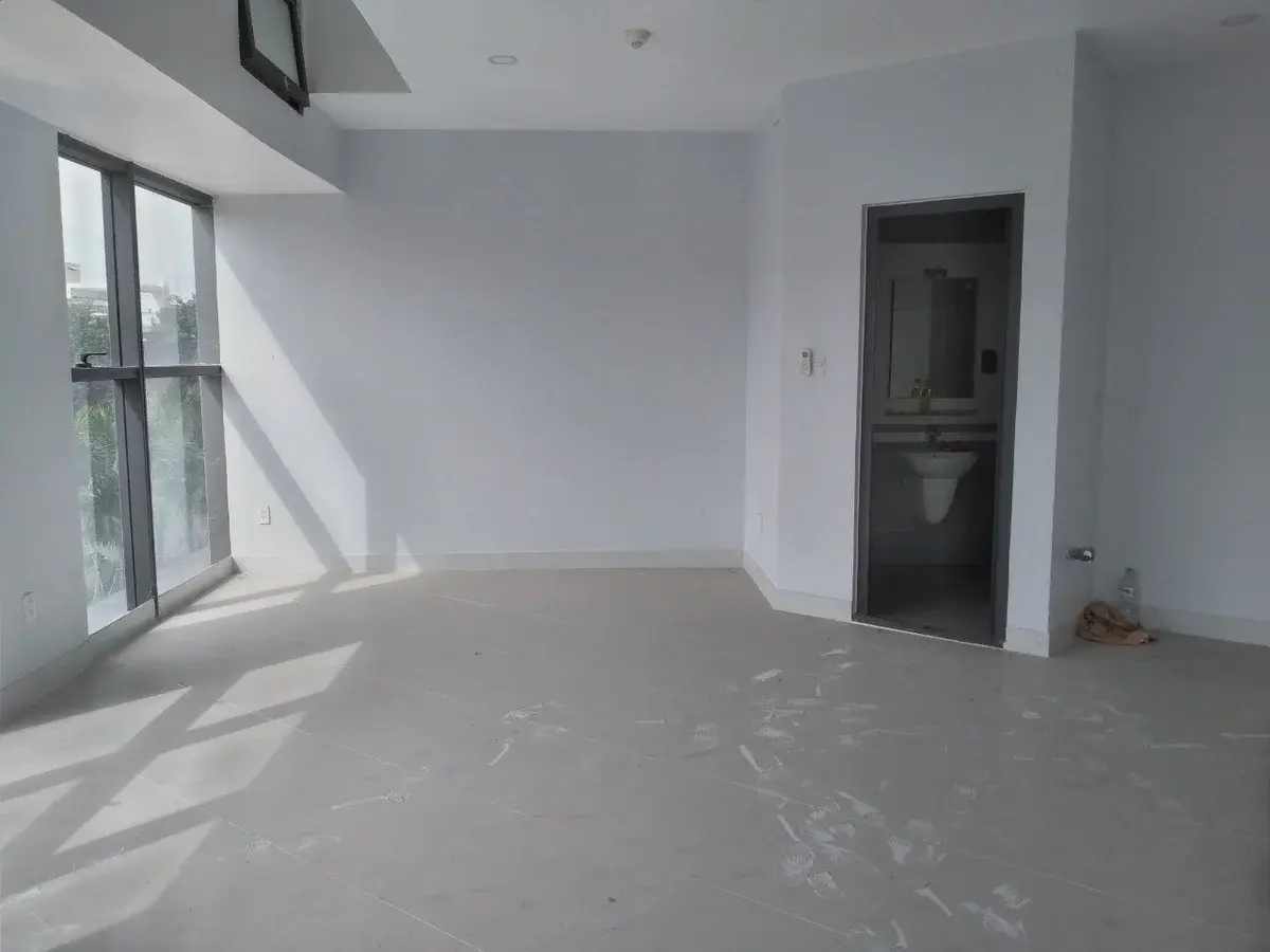 Chủ gửi cho thuê căn văn phòng The Sun Quận 2 50m2 giá 12 triệu căn góc