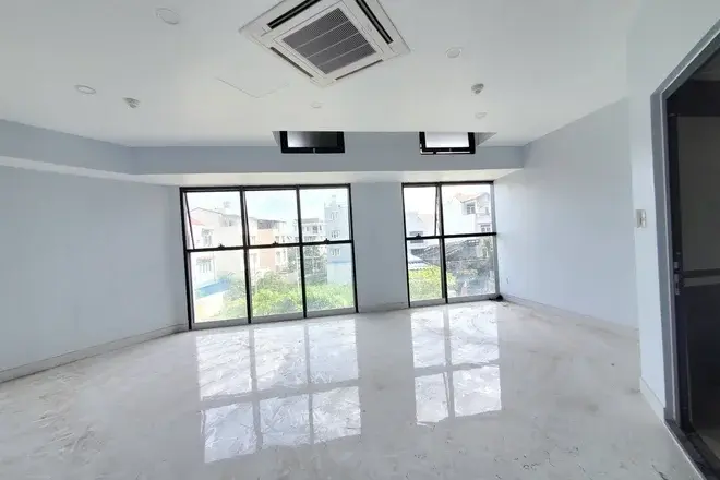 Chủ gửi cho thuê căn văn phòng The Sun Quận 2 50m2 giá 12 triệu căn góc