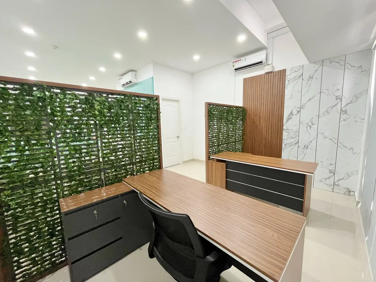 Văn phòng cho thuê full bàn ghế nhà đẹp mới giá tốt 12 triệu bao phí - 46m2