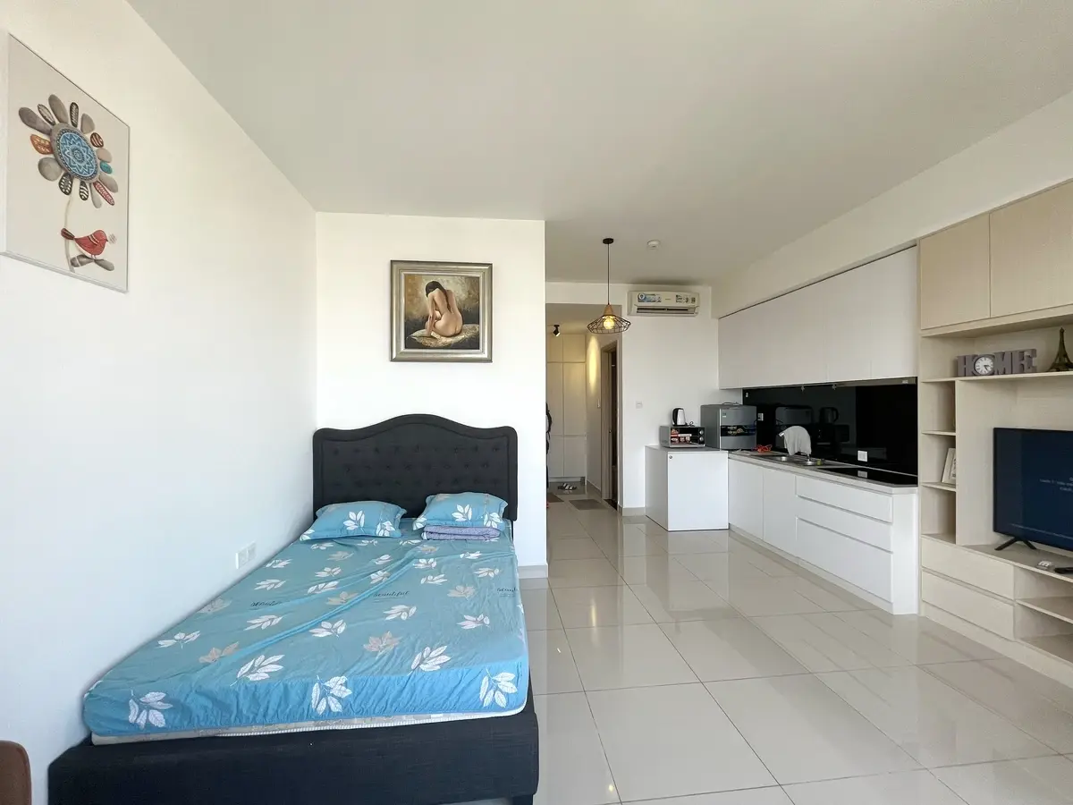 Chuyển nhượng căn hộ 31m2 The Sun Avenue giá 1,95 tỷ kèm nội thất