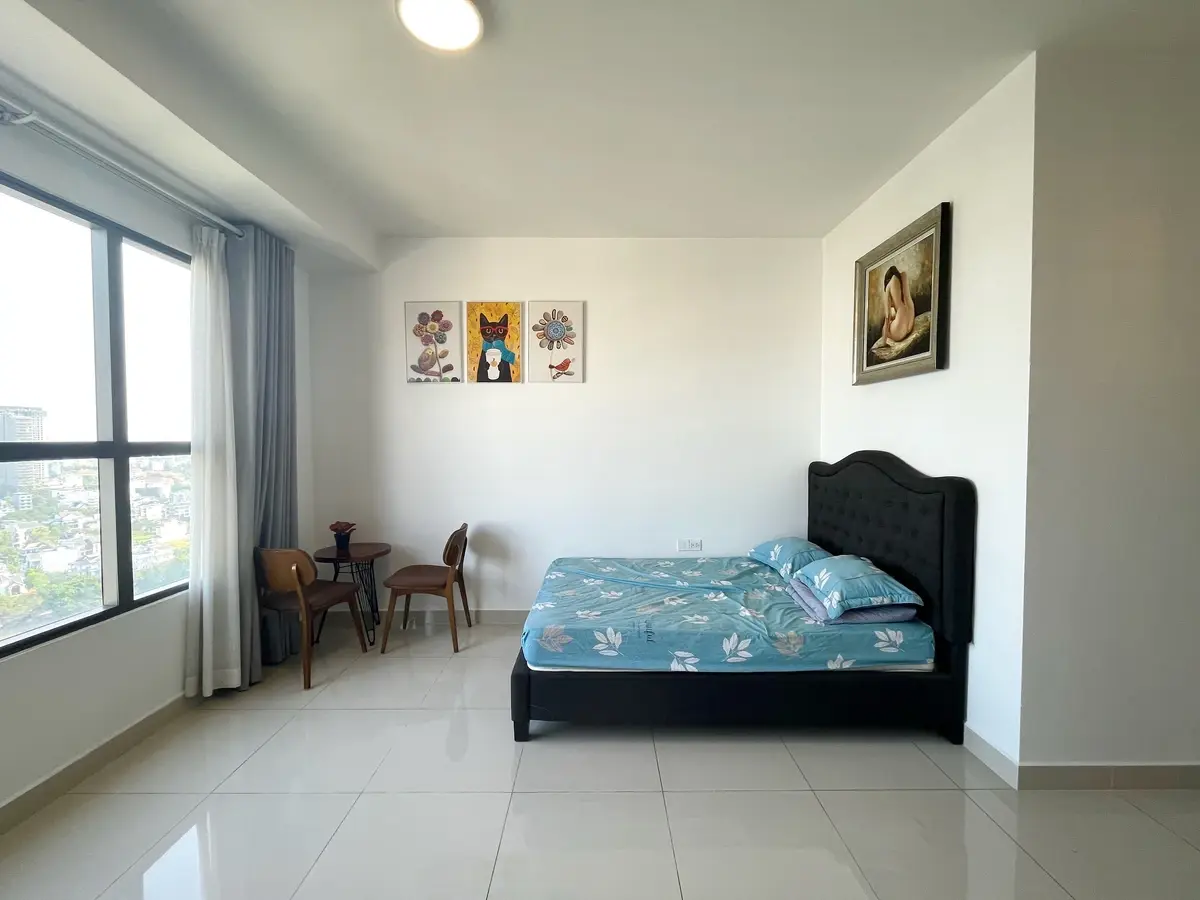 Chuyển nhượng căn hộ 31m2 The Sun Avenue giá 1,95 tỷ kèm nội thất