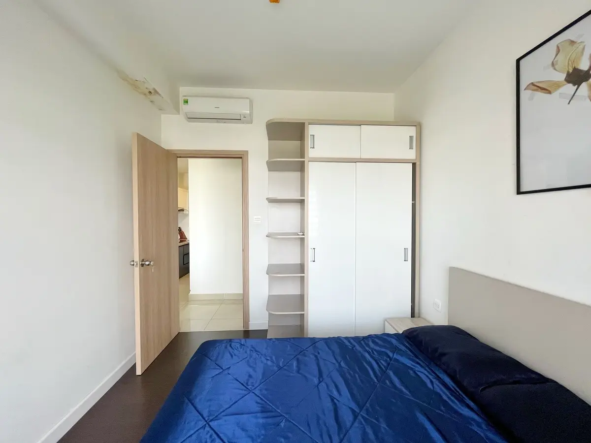 cho thuê full nội thất căn 3 phòng ngủ The Sun Avenue giá 19 triệu căn góc