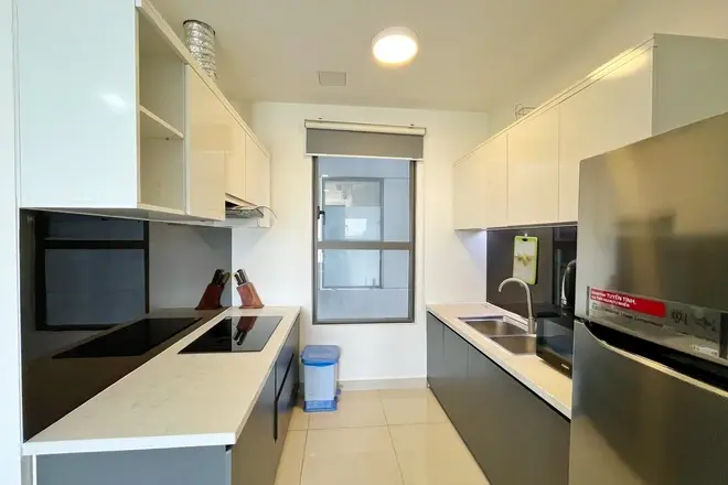 cho thuê full nội thất căn 3 phòng ngủ The Sun Avenue giá 19 triệu căn góc