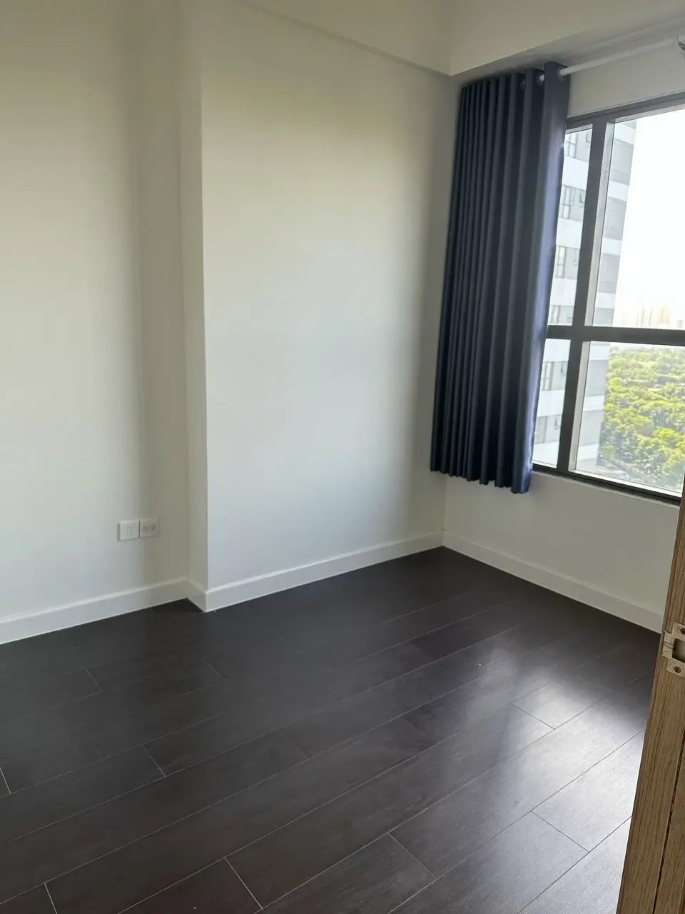 Căn hộ 3 phòng ngủ 80m2 cho thuê nội thất cơ bản giá tốt 15 triệu/tháng