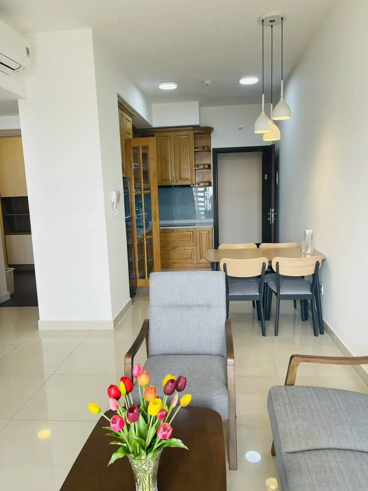 Cho thuê căn hộ 1pn+1 full nội thất giá 14 triệu view sông mát mẻ đón gió vào nhà